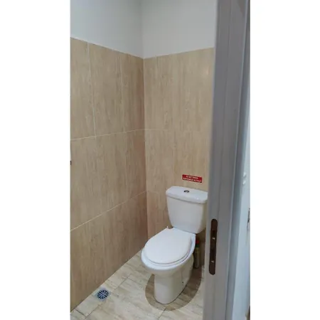 Modern - Valley View Pool