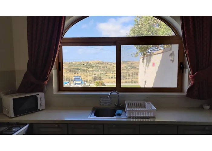 Modern - Valley View Pool