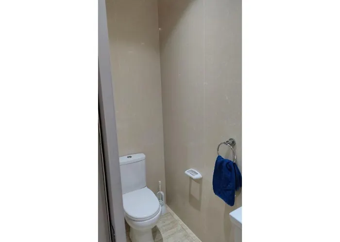 Modern - Valley View Pool *